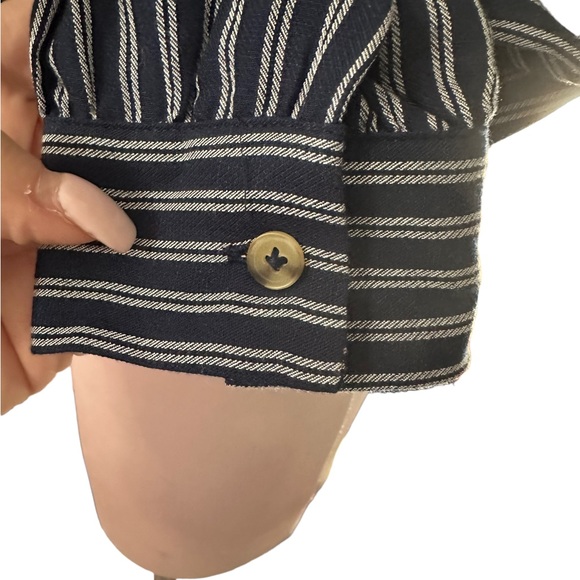 Maeve-Anthropologie navy top white rope stripes. Size 4. Absolutely gorgeous. - Picture 12 of 14